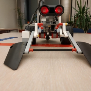 Robot LEGO